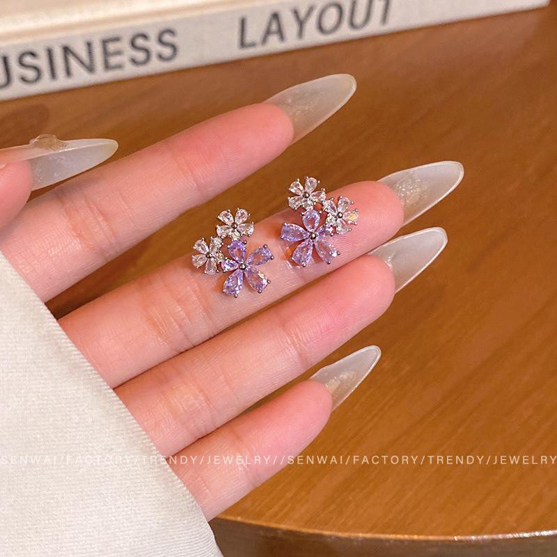 Micro-inlaid zircon flower earrings women s light luxury niche design stud earrings commuter earrings