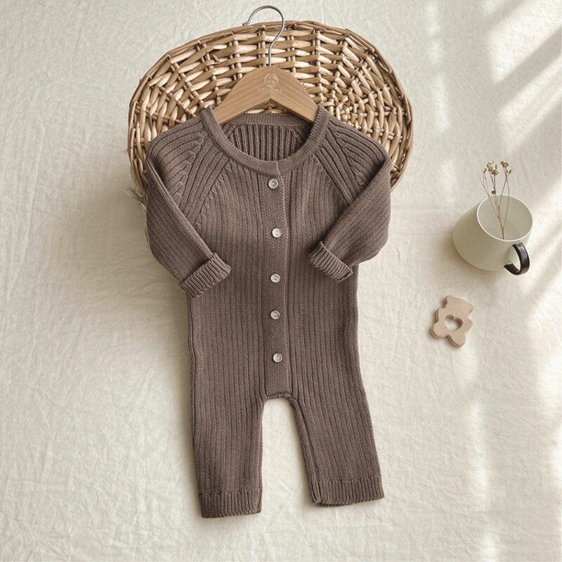 Trendy Baby Romper Sweater for Autumn and Winter, Stylish Korean-Style Knit Jacket for Full Month and 100-Day Photoshoots