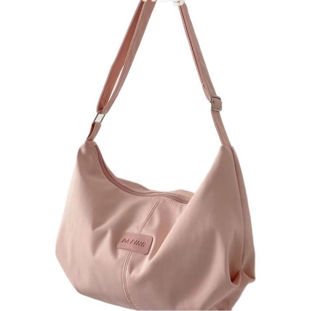 Ladies' Fashionable Large Capacity Crossbody Bag with Adjustable Shoulder Straps and Zipper Closure - Made of Durable Polyester Material