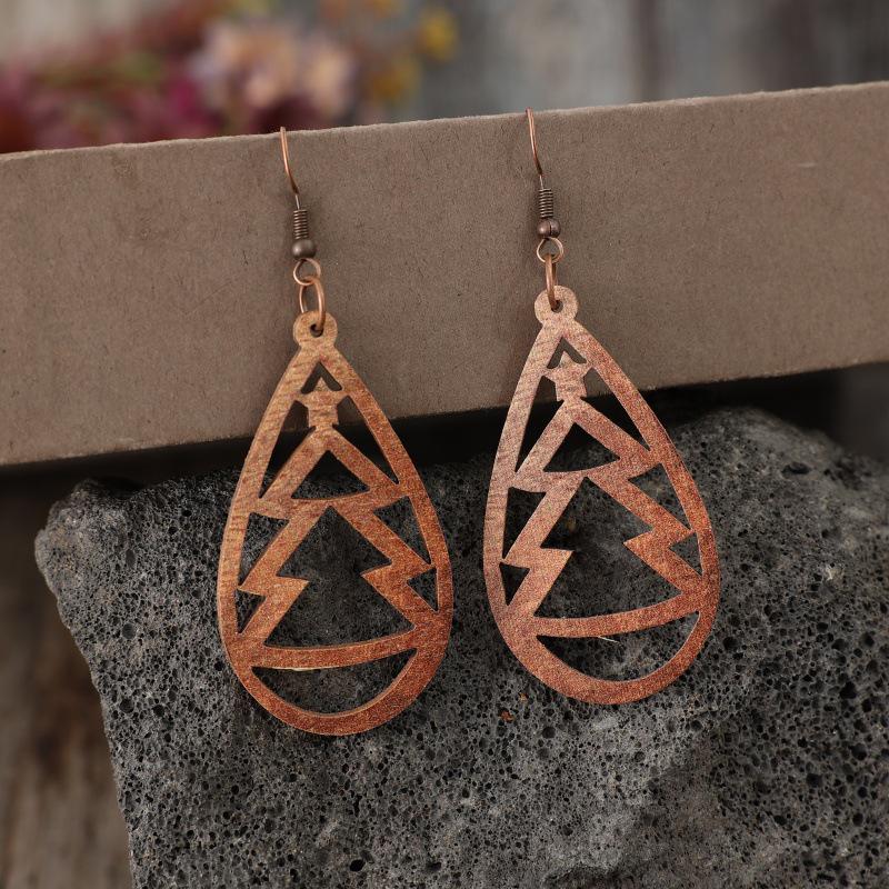 Retro Teardrop Cutout Christmas Tree Wooden Earrings