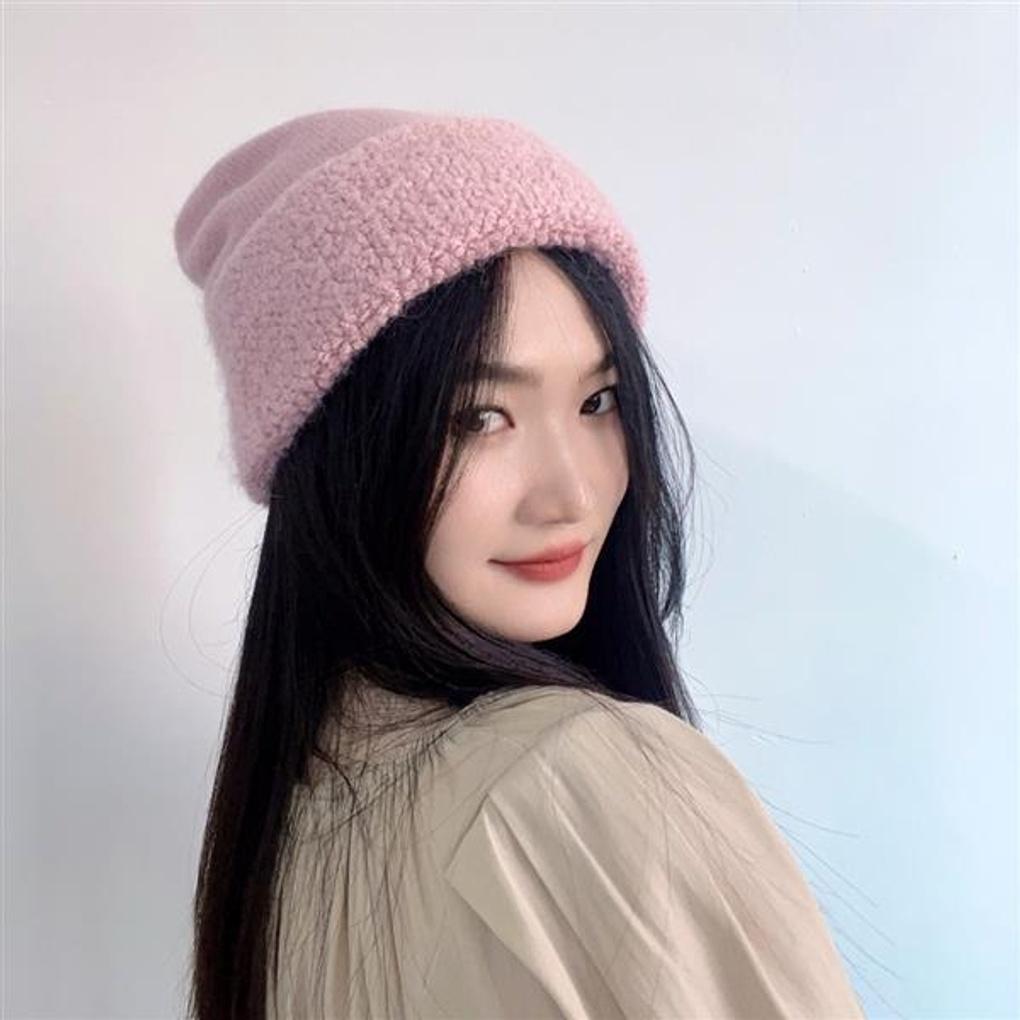 

Blooming Knit Beanie (Pink)