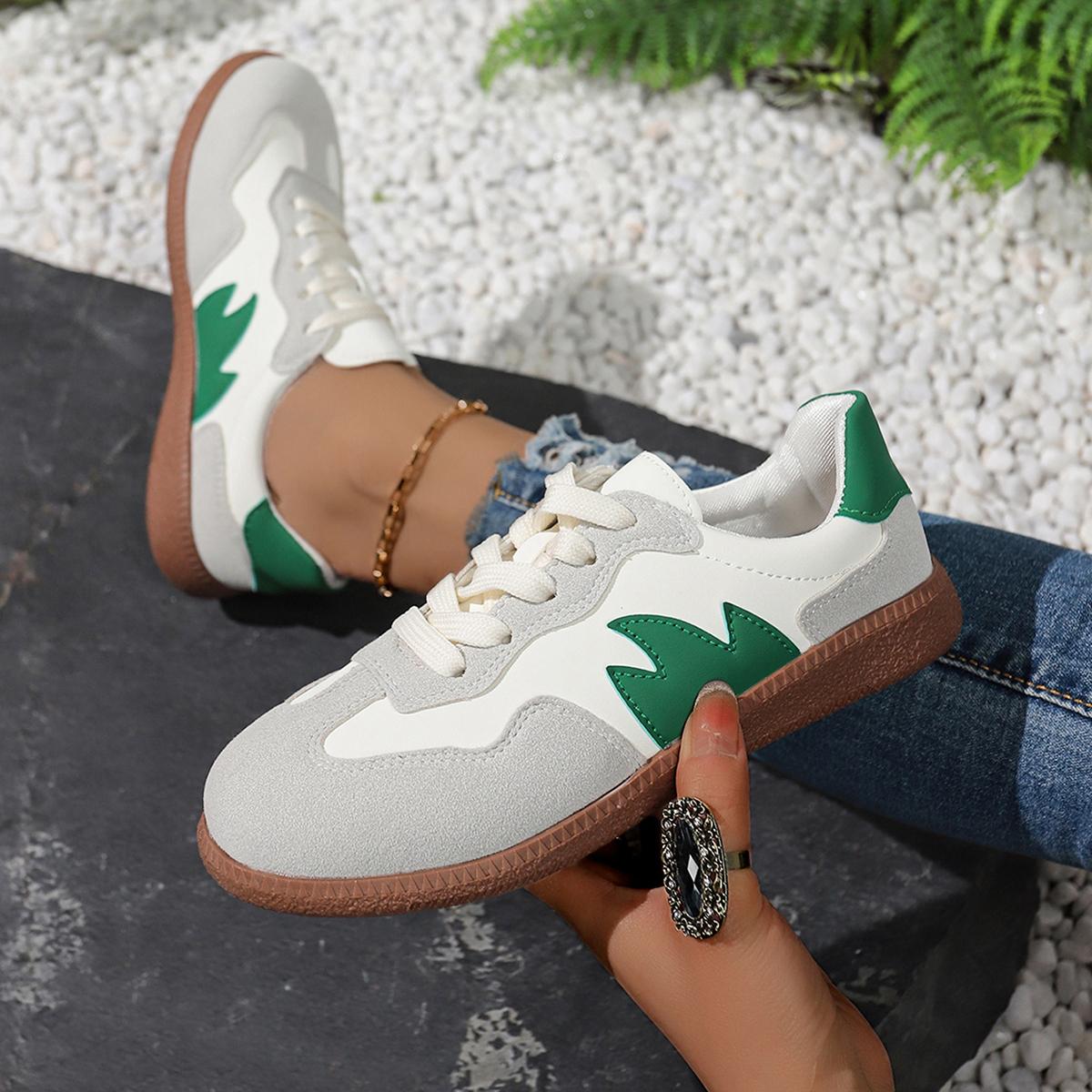 

Модные женские кроссовки 2025 Весна Новые Роскошные Лоферы на плоской подошве Удобные Слипоны Мягкие Женские Кроссовки Легкая Уличная обувь для Женщин 35 зелёный