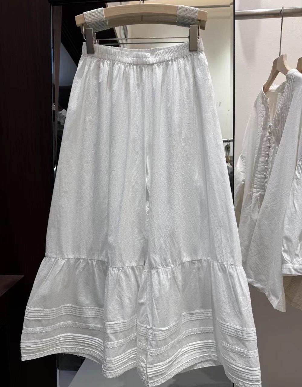 

26 White High-Waisted Pleated Flared Trousers for Women One Size белый