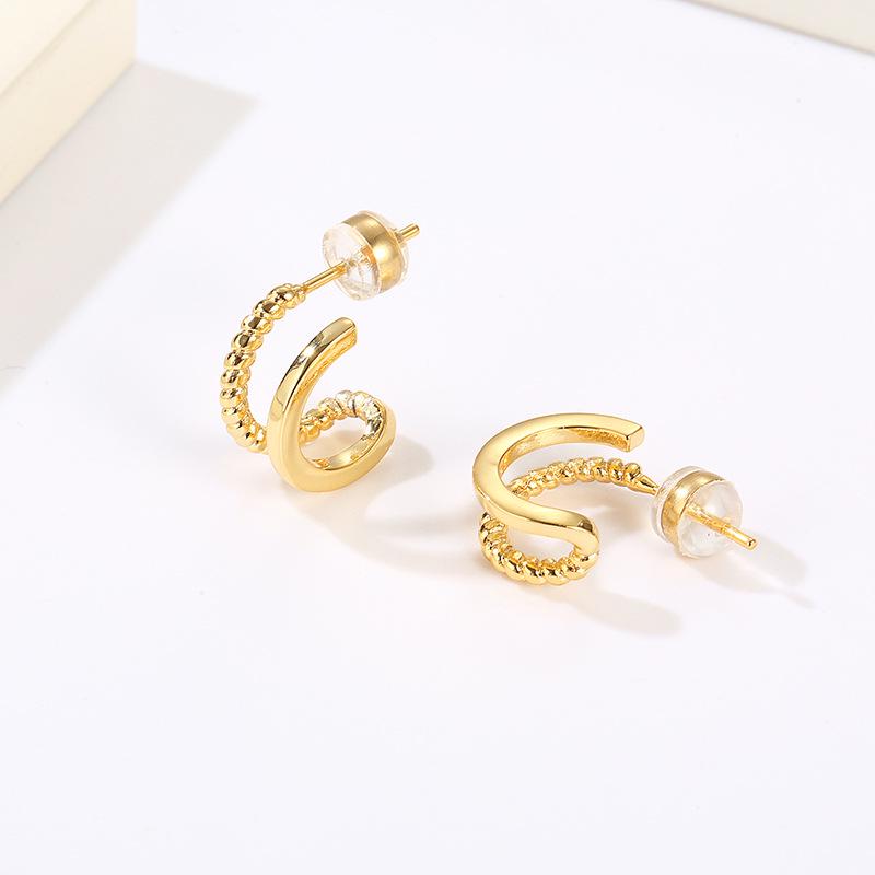 Luxury Double Twisted C-shaped Earrings for Women: Fashionable, Versatile, Lightweight, Unique Design In Gold and Silver