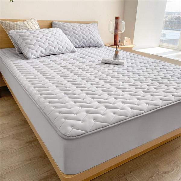Waterproof Mattress Pad Protector Comfortable Fitted Sheet Thicked Quilted Fitted Bed Sheet Breathable Mattress Pad Topper Cover