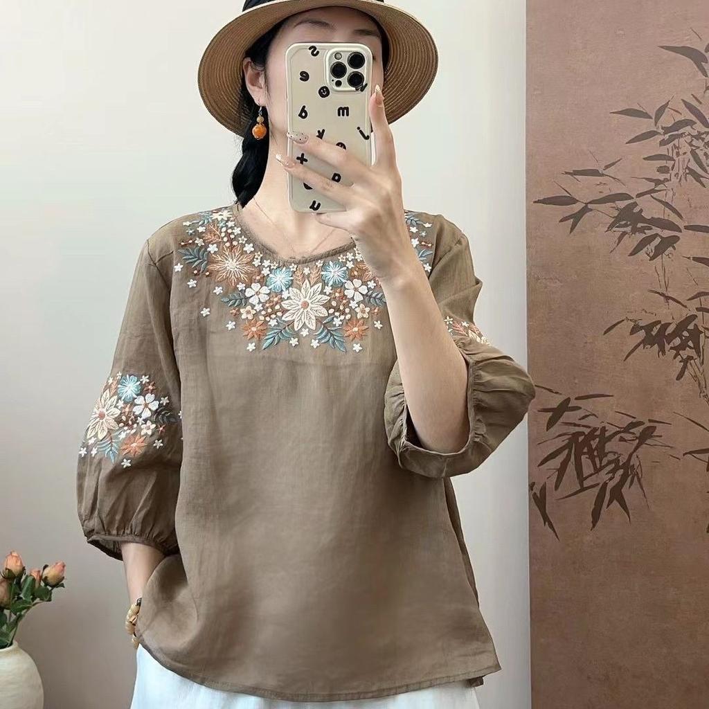 Women's Summer Short Sleeve T-shirt Loose Slimming Casual Half Sleeve Thin Embroidered Floral Top