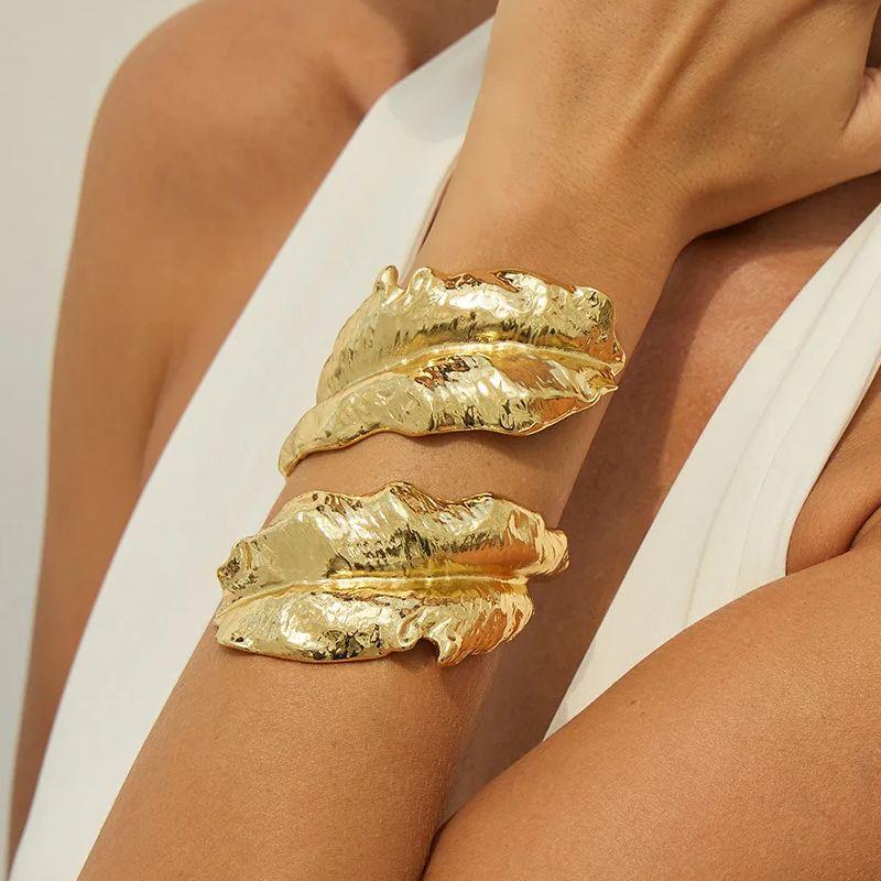 DIEZI Exaggerated  Gold Silver Color Metal Leaves Cuff Bangles for Women Men Punk Geometric Wrap Bangle Bracelet Party Jewelry