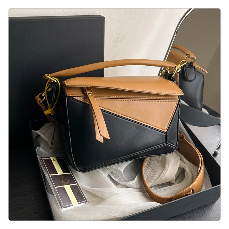 Портативная сумка через плечо с узором личи — фото 20