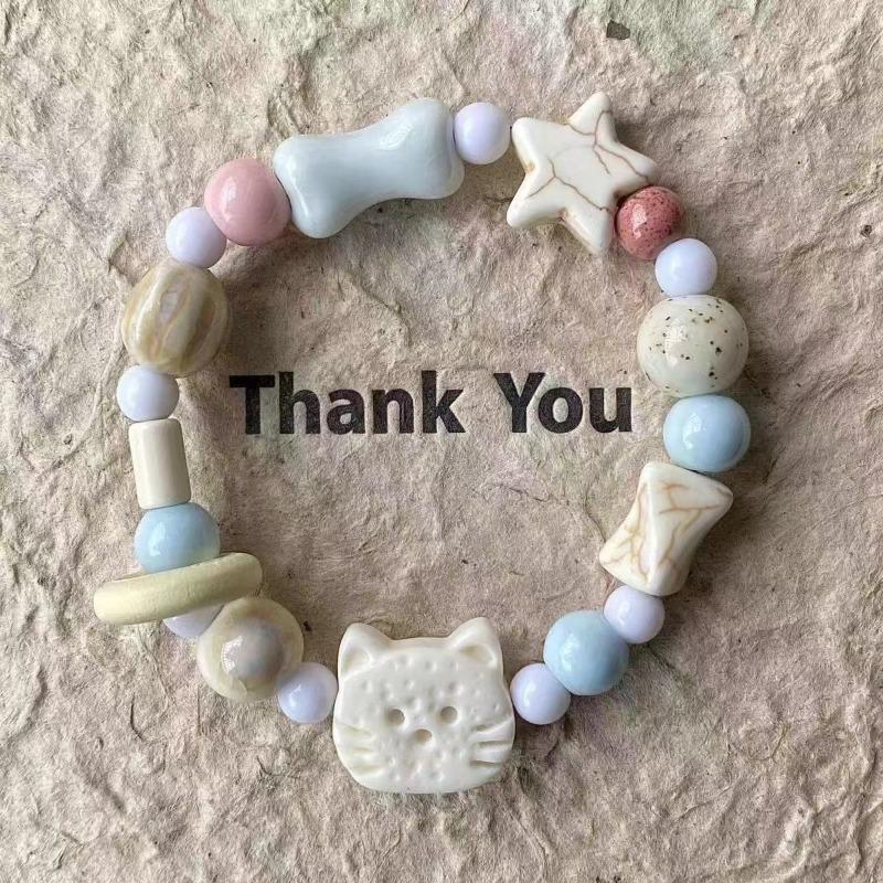 The new HelloKitty bracelet Jingdezhen ceramic bracelet is a niche versatile and cute women s student bracelet.