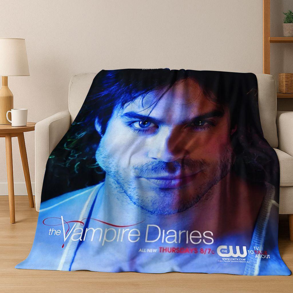 26 Stil The Vampire Diaries Damon Salvatore Flanelldecke, Warme und Gemütliche Weiche Überwurfdecke für Zuhause Schlafzimmer Bett Sofa Abdeckung