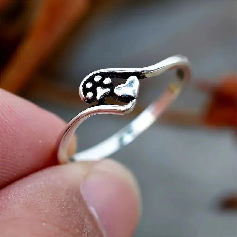 

Simple character ring for women Retro Art adjustable ring 10