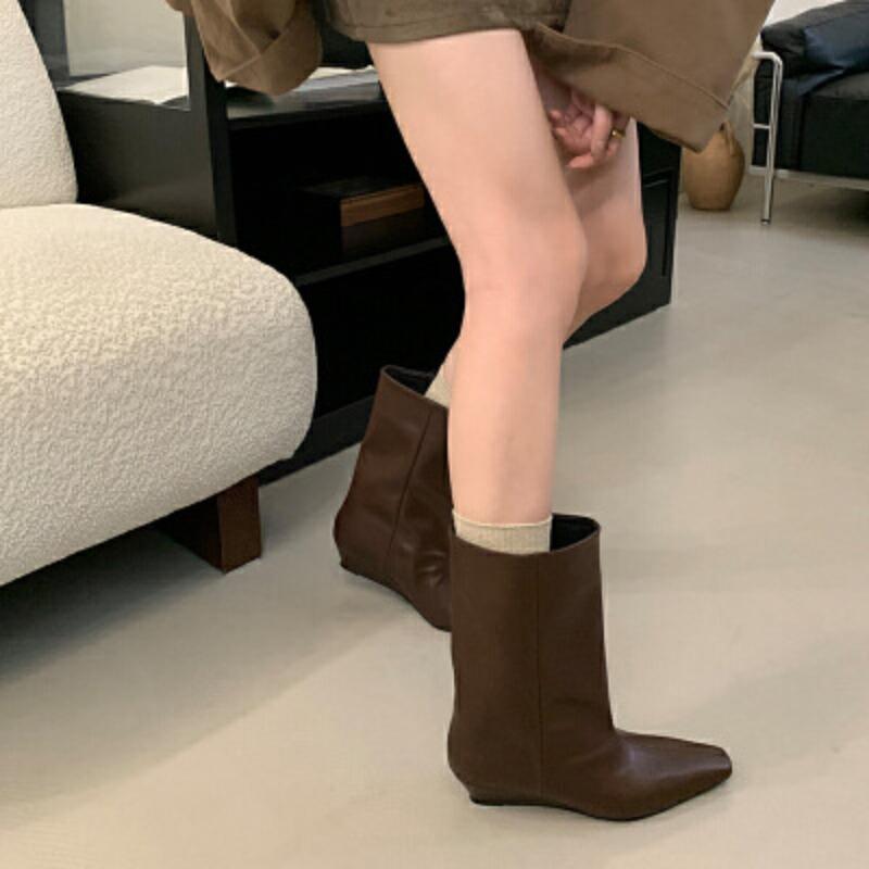 Boots women's winter new wedge heel retro trousers knight simple niche wedge heel short boots women