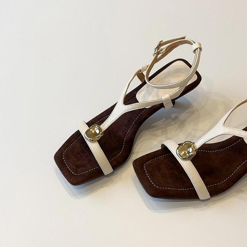Sheepskin version~ retro leather outer wear summer Roman shoes fairy fairy wind metal word with square head high heel sandals