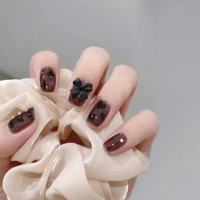

Yuduo Wearable Brown Heart Bow Short False Nails Dark Butterfly [with Glue]