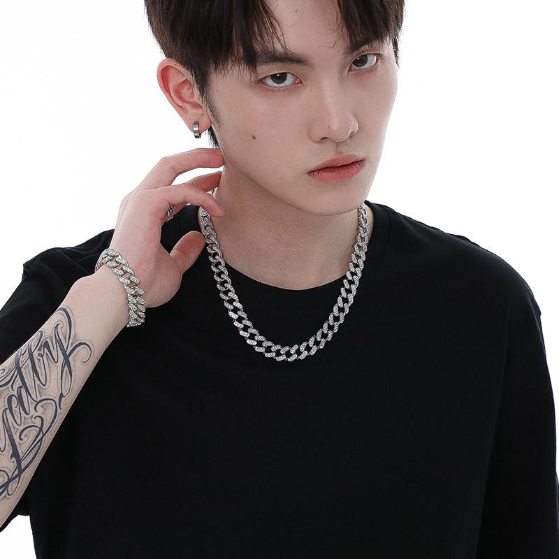 VOYAGE Men's Trendy Cuban Link Chain Necklace - Hip Hop Style Clavicle Chain Accessories