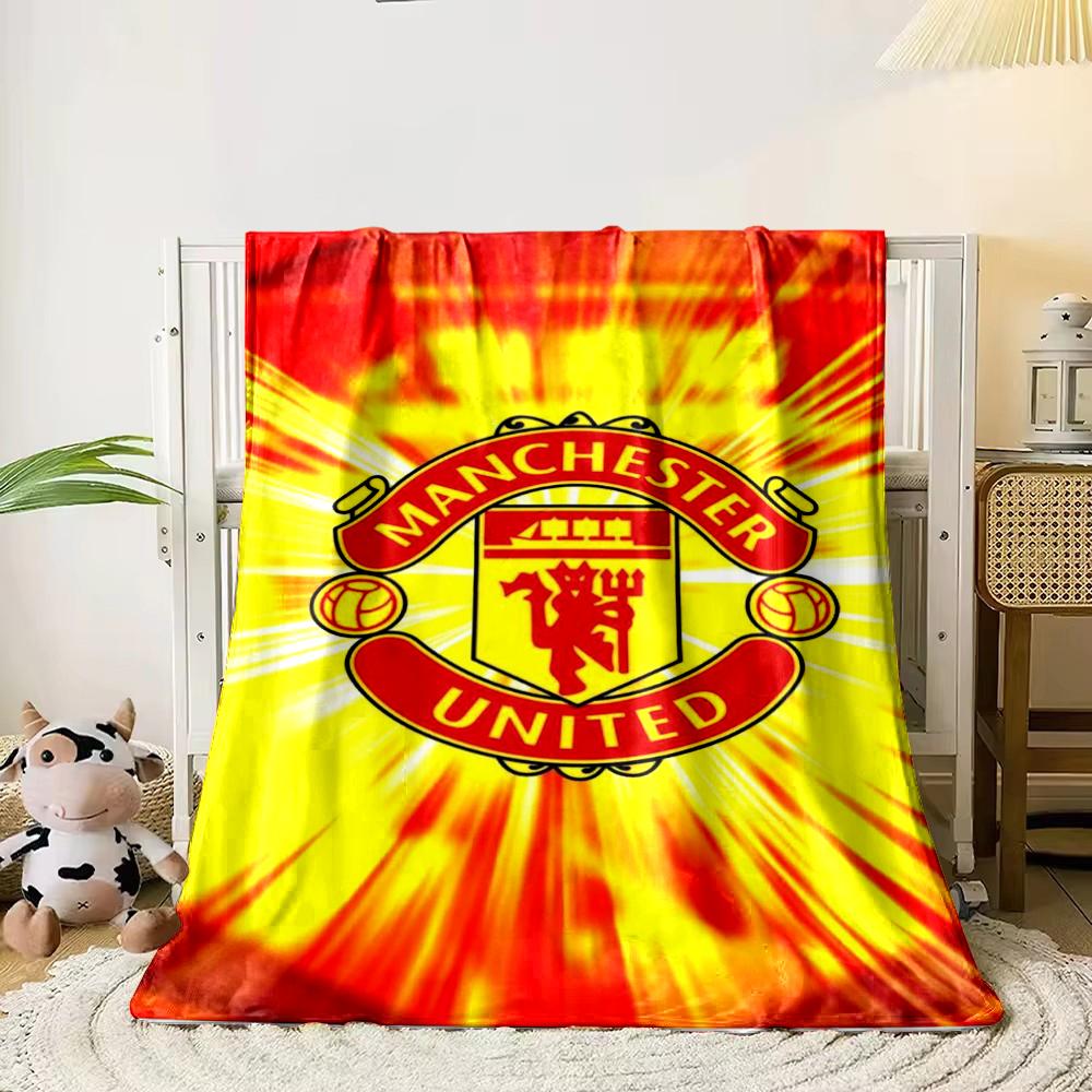 Manchester United Designed Flannel Blanket for Bedroom, Living Room, Sofa, and Nap