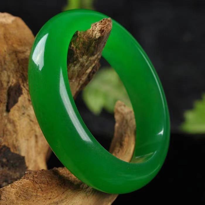 Imperial Green Jade Ladies Bangle - Icy Green Quartzite Jade Bangle
