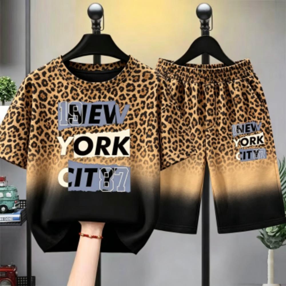 Fashion Colorful Zebra Stripe Letter Printed Men's T-shirt and Shorts 2 Piece Set Summer Home Outdoor Casual Outfit for Men's and Women's T-shirt Set