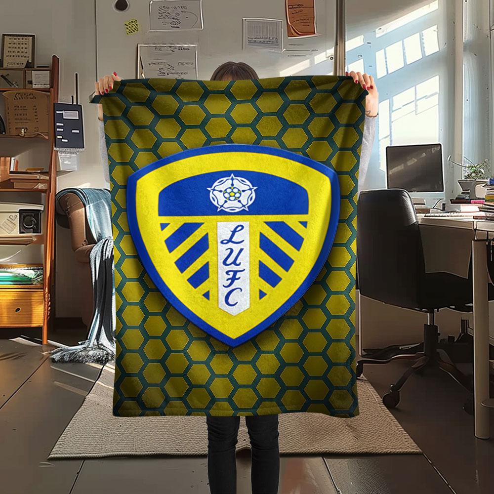 Leeds United A.F.C Blanket, High Quality Comfortable for All Seasons, Home Decor, Warmth and Comfort