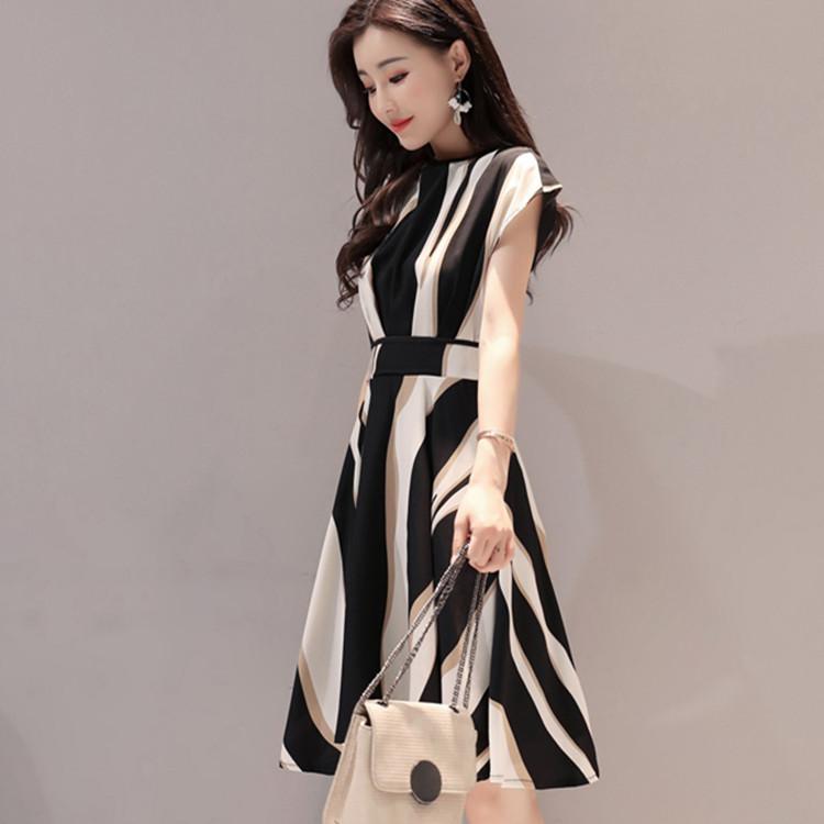 Women Dress Summer Vintage Printed Dress Elegant Fashion Ladies Business Dresses Belt O-Neck Short Sleeve Knee Length Dress