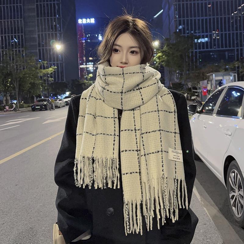 Autumn and winter atmosphere imitation cashmere scarf women's warm retro student long shawl cold scarf men