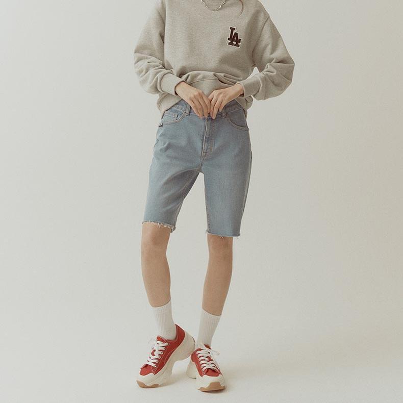 New MLB Base Logo Denim Shorts Women's Blue 31DPW3131-50U