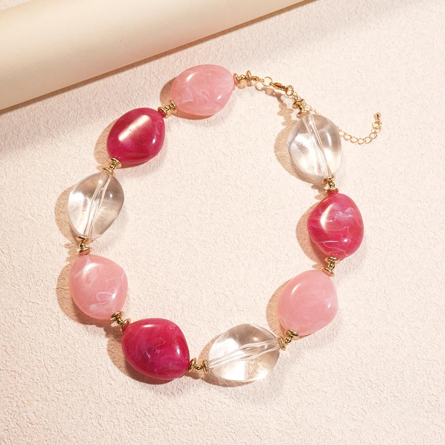 Elegant Acrylic Glass Beaded Pearl Necklace for Women – Versatile and Sophisticated Accessory