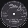 7inch Record R. DEAN TAYLOR  Theres A Ghost In My House  TMG896 Tamla Motown  UK SoulFunk Used