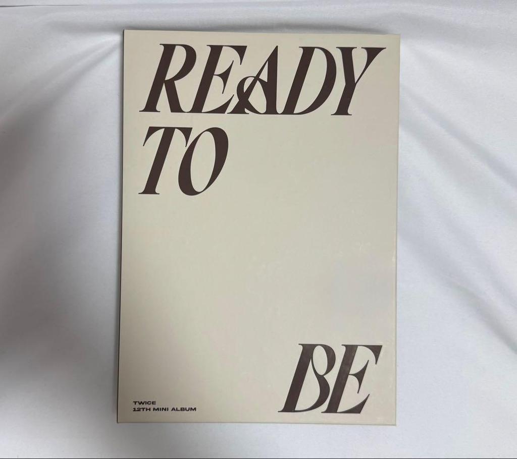 [USED] TWICE “Ready To Be: 12th Mini Album”