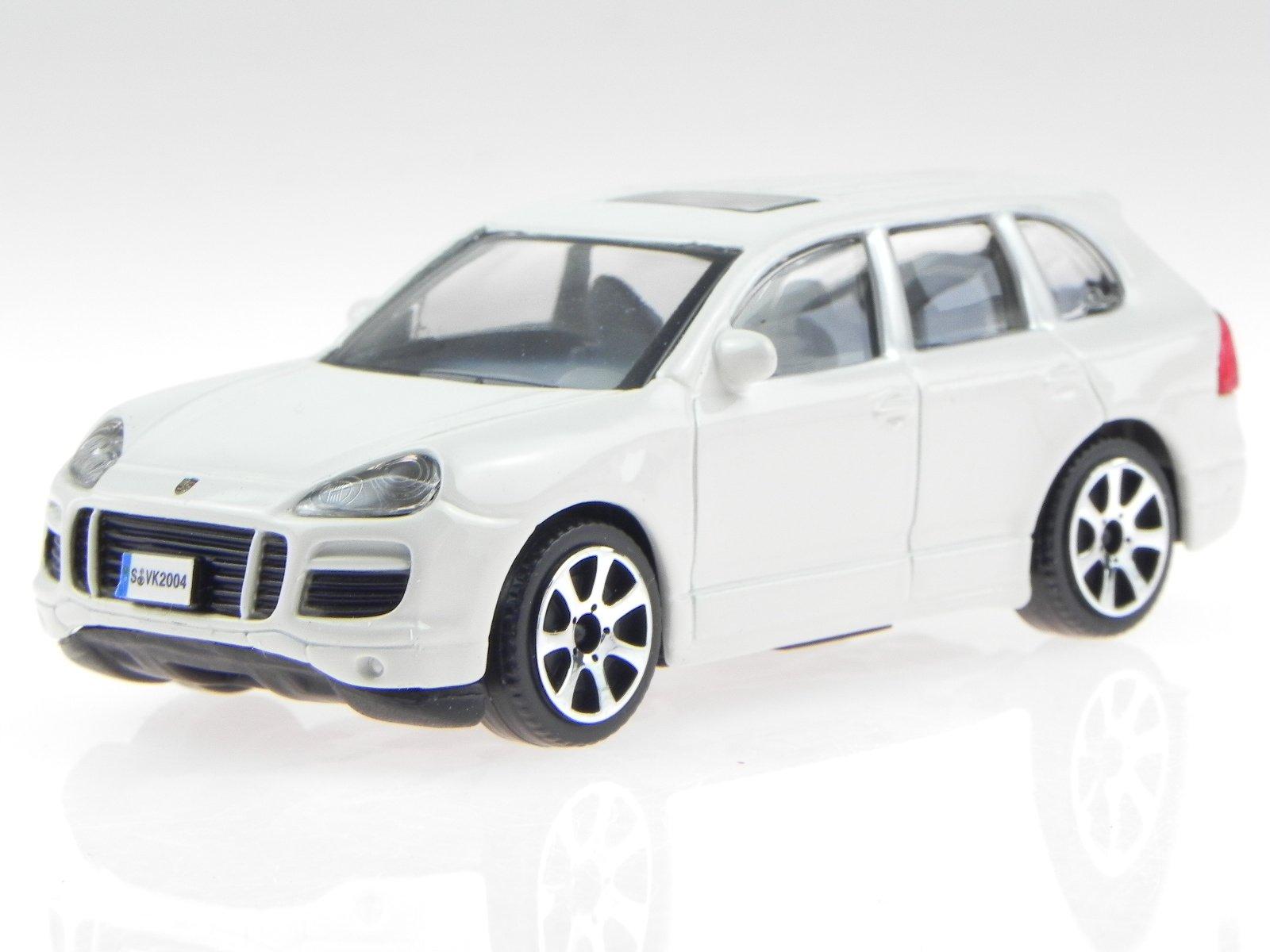 

Bburago Porsche Cayenne Diecast Car Scale CAYENNE Turbo 2010 1/43 (White) белый