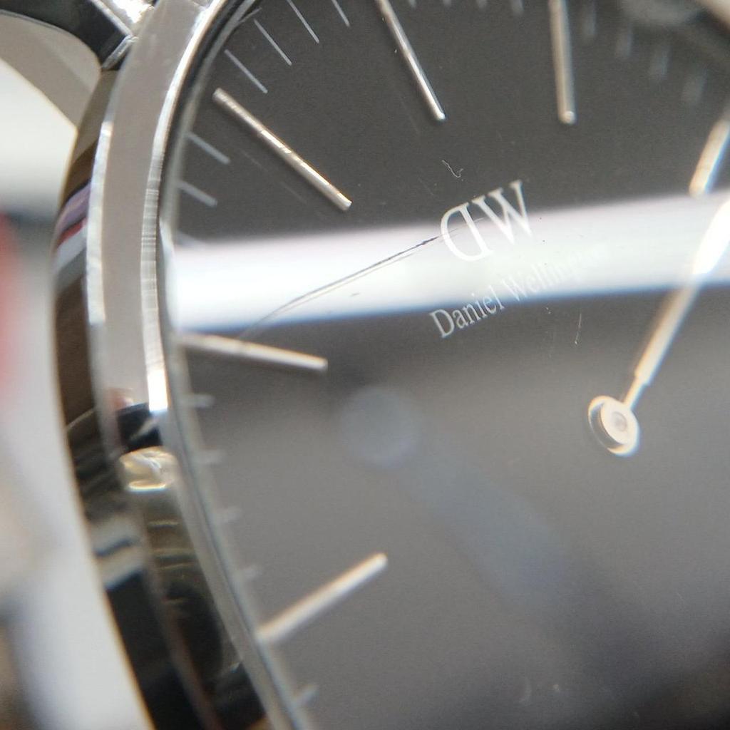 Used Daniel Wellington E40S1 Quartz Watch