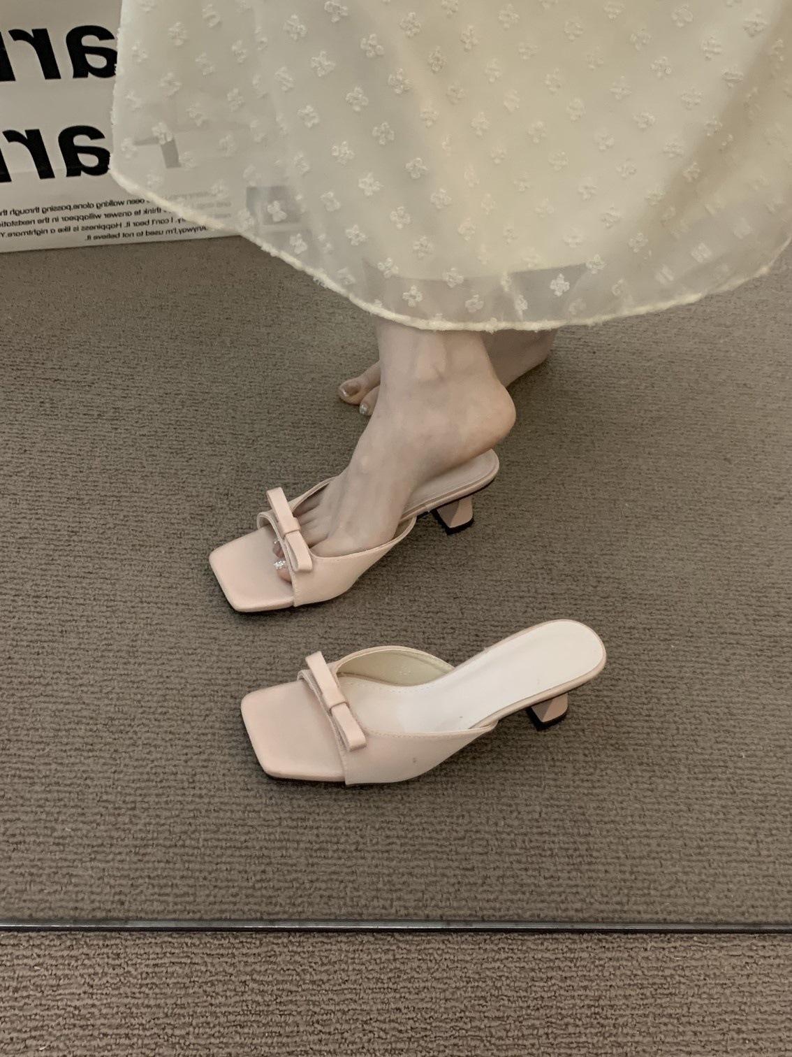 

Light pink French high-heeled one-word cool slippers women s shoes wear 2025 new summer skirt temperament stiletto sandals 35