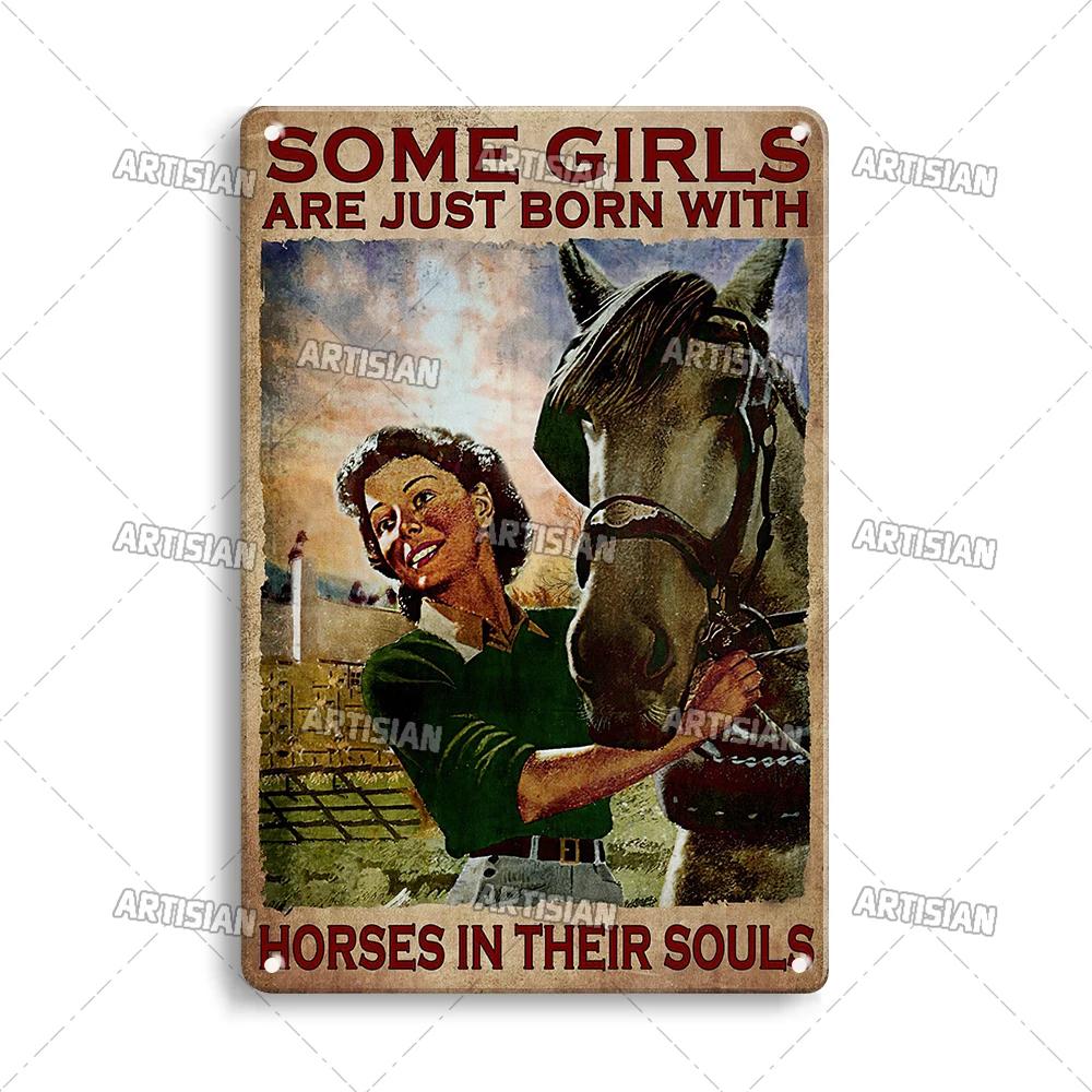ARTISAN Verwittertes Mädchen und Pferd Kunst Metallposter Vintage Wandplatte Klassischer Sport Metallplakette Bar Café Garage Wanddekor Schild