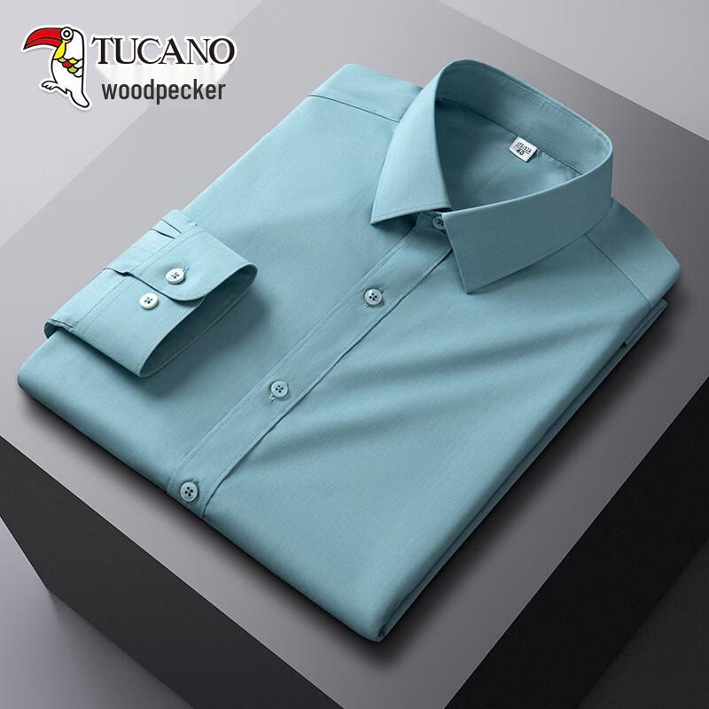 

Мужская повседневная рубашка с длинным рукавом без складок 41