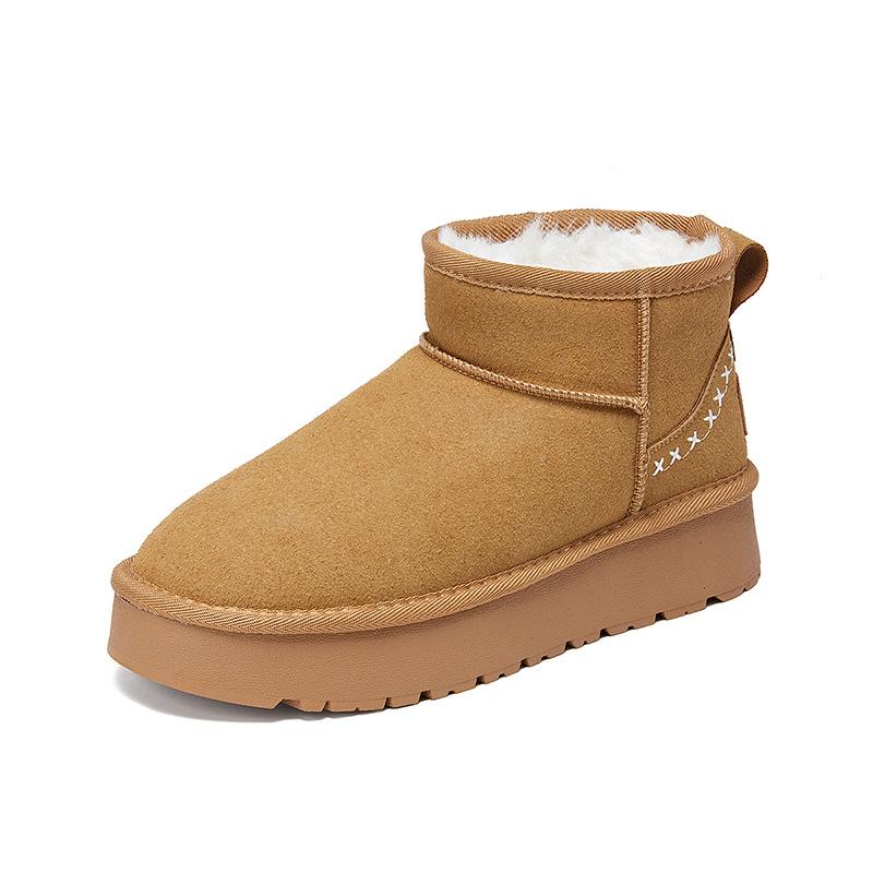 New winter platform snow boots Korean platform cotton shoes outdoor plush comfortable women s shoes 35