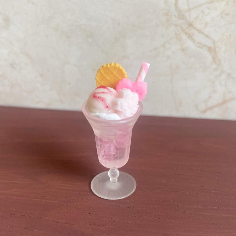 1Pcs Miniature Dollhouse Food Pink Ice Cream Cup Drink Model Toy For Doll Accessories Doll House Decoration Kids Gift