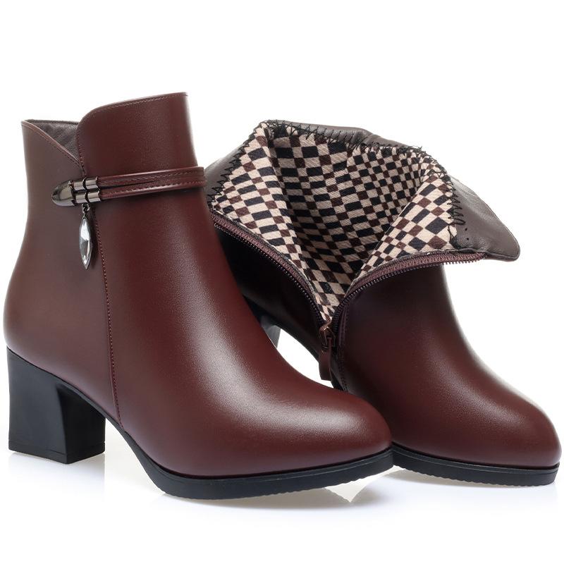 fashion autumn and winter short boots women's thick-heeled boots soft leather warm middle-heeled velvet leather shoes    cotton shoes