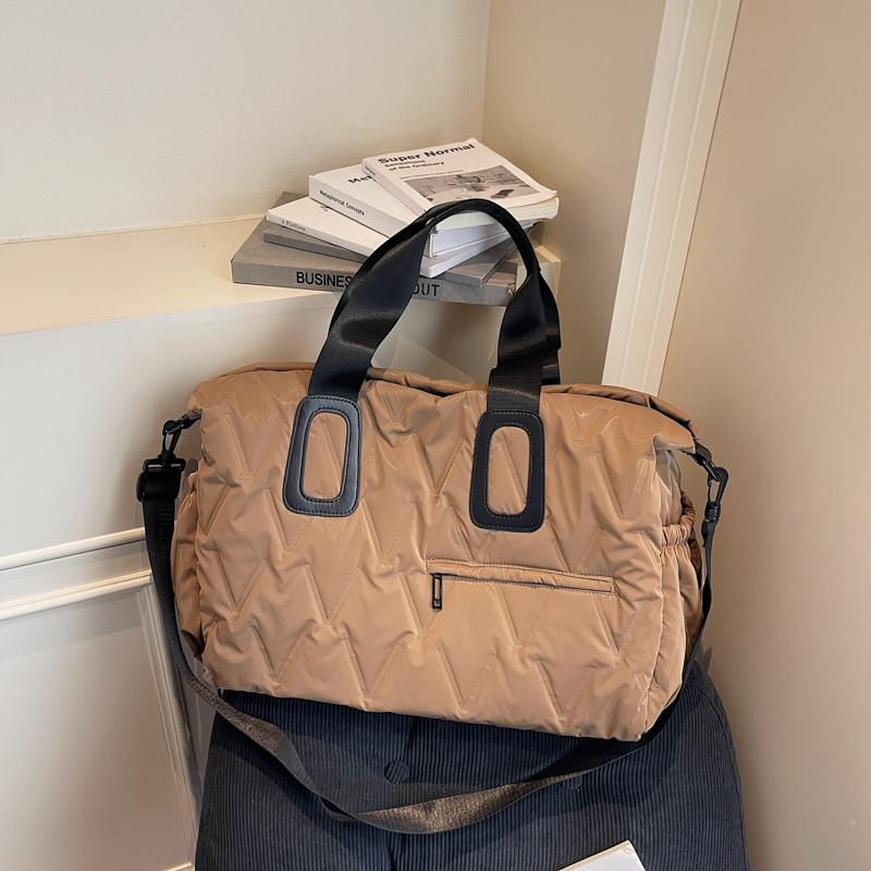 Modische Damen-Reise-Tragetasche, Großes Fassungsvermögen, Winterliche Damen-Handtasche, Geeignet für Sport Yoga, Reisen, Tägliche Reise,