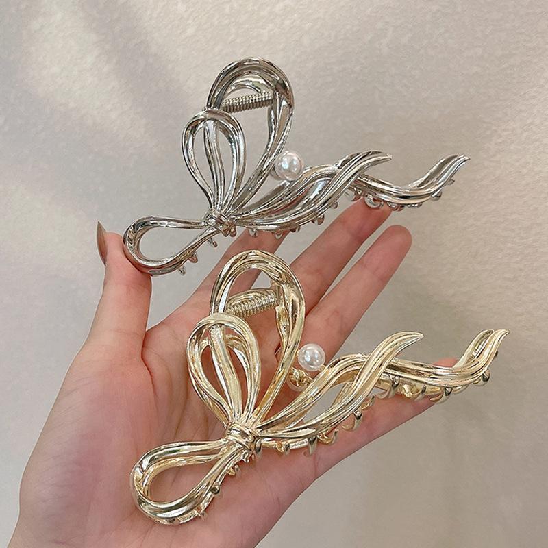

1pc metal bow hair clip new pearl back of the head clip large size high-end sense hair clip female design sense shark clip