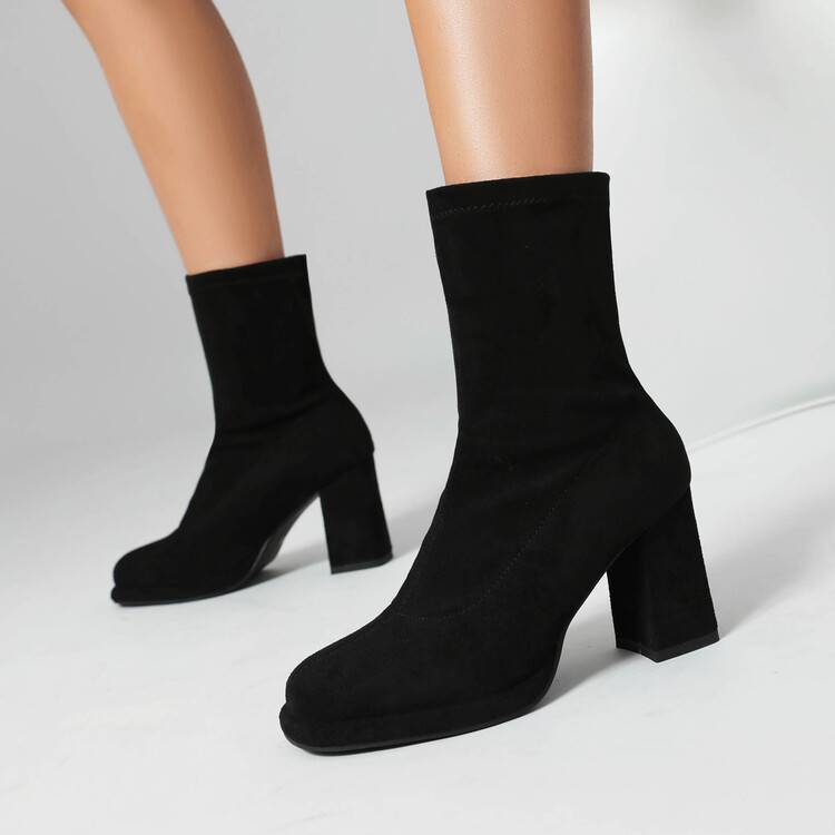 

French short boots women s 2025 new waterproof table large size thick heel increased thin women small thin 39