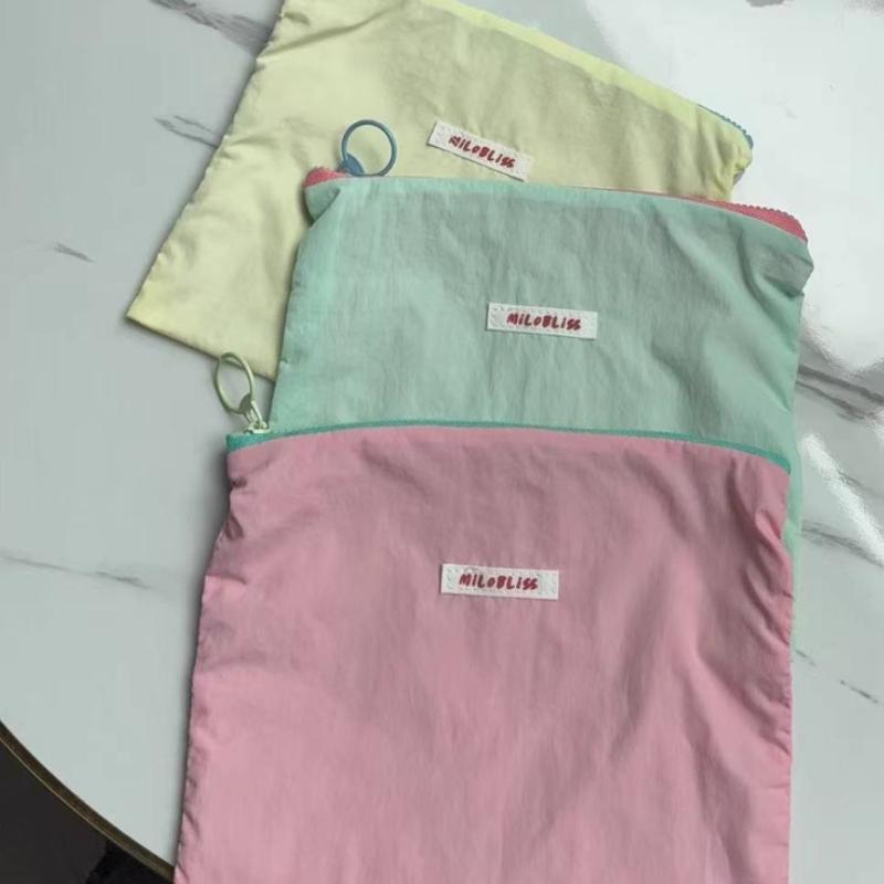 Multi-Use Storage Bag with Zipper Closure, Cosmetic Organizer, Suitable for Lipstick,Brushes,Skincare Products,Jewelry Organizer