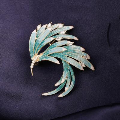 Chinese-style Retro Enamel Brooch with Gradient Diamonds and Elegant Phoenix Feather Brooch