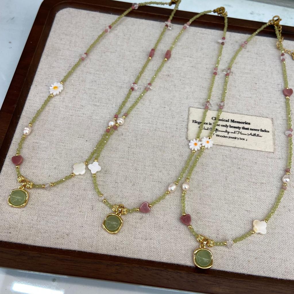 Fresh Natural Spinel Shell Heart Shaped Daisy Flower Necklace Olive Extreme Clavicle Chain Love Vintage Necklace