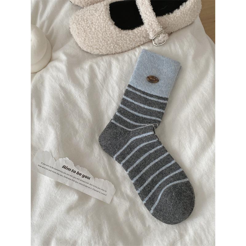 Egg Button-Down Wool Socks Mid-Season Socks Striped Thickened Warm Pile Stack Socks Winter Confinement Socks