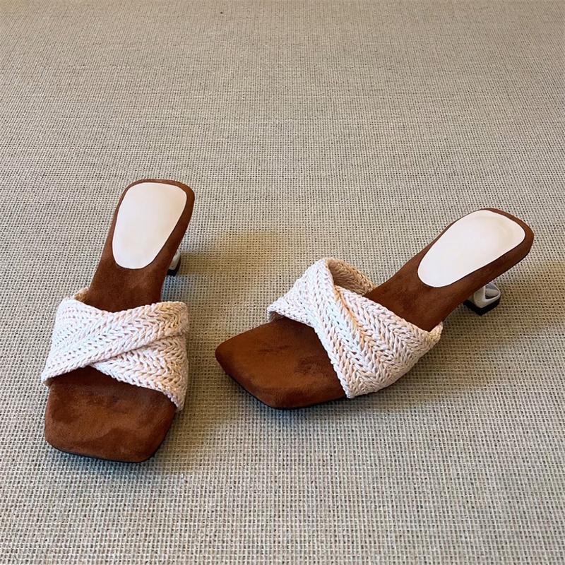 

Eilyken Fashion Design Weave Pleated Square Toe Slippers Women Low Heels Banquet Party Sandals Summer Slide Shoes 35 белый