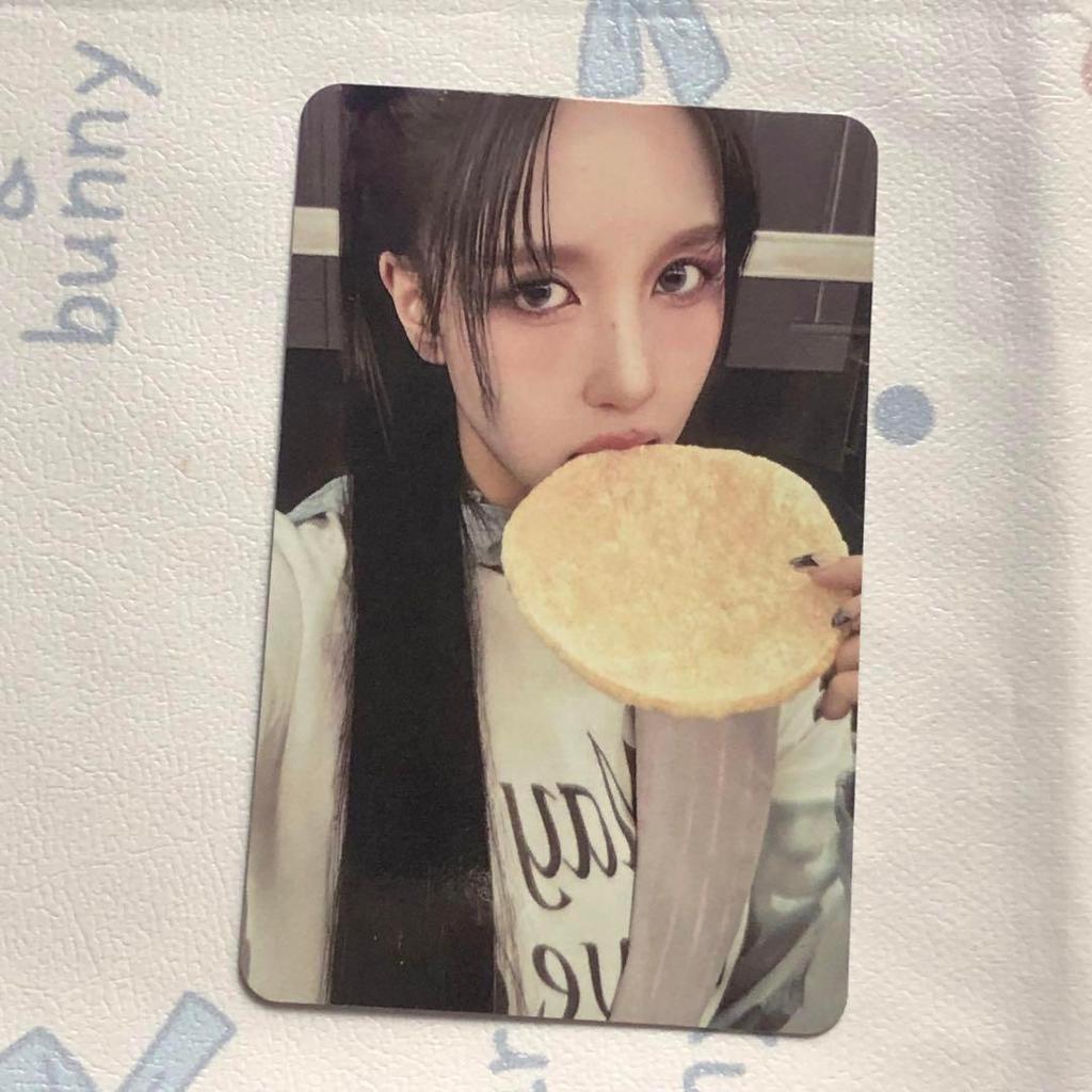 [USED] TWICE Bonus Limited Edition Mina THIS IS FOR Pre-Recorded Trading Card