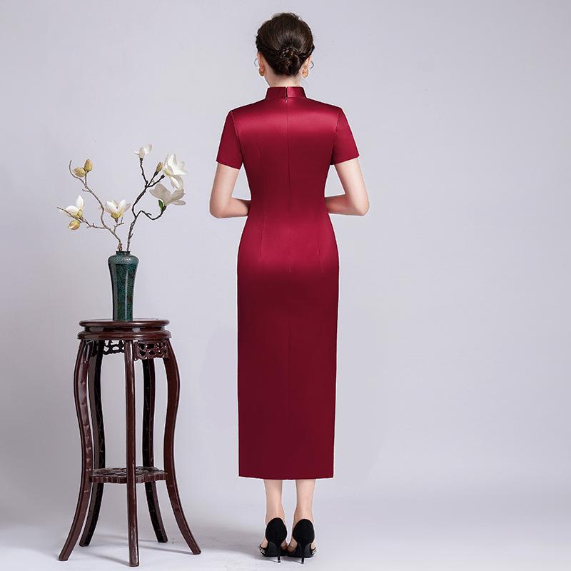 Spring Chinese Style Acetate Satin Embroidered Long Cheongsam for Mother of the Bride/Groom
