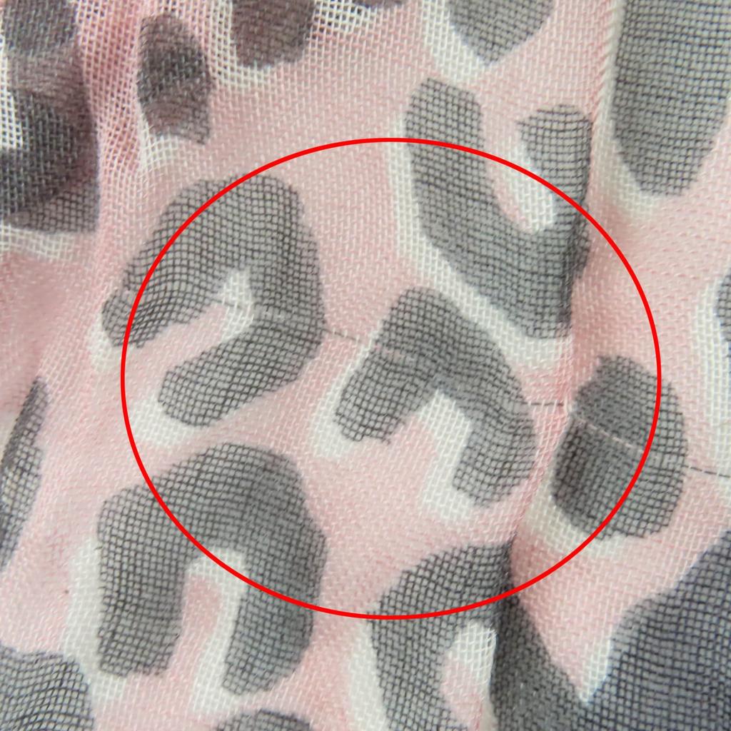 Great LOUIS VUITTON Stall Large Animal Border Pattern with Logo cashmere M75033 Used