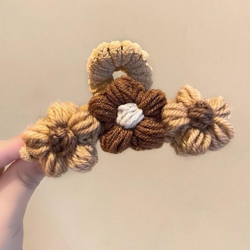Soft and Durable Brown Knitted Flower Hairpin Stylish Hair Decoration Vintage Crab Hair Clip Simple Hairpin Accessory