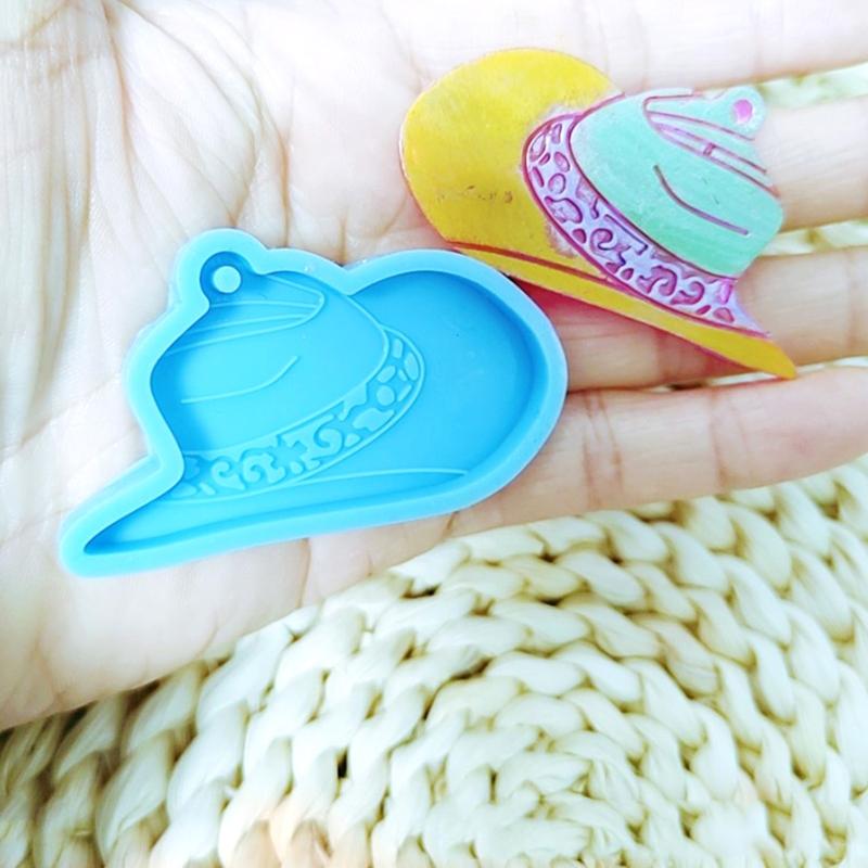 Shiny Glossy Horse Riding Cowboy Hat Keychain Silicone Epoxy Resin Mold DIY Pendant Jewelry for Valentine Gift Craft